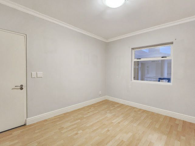 To Let 3 Bedroom Property for Rent in Mouille Point Western Cape
